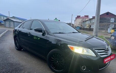Toyota Camry, 2011 год, 1 200 000 рублей, 4 фотография