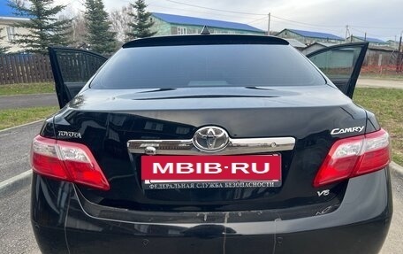 Toyota Camry, 2011 год, 1 200 000 рублей, 2 фотография