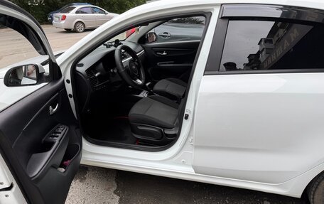 KIA Rio IV, 2018 год, 1 250 000 рублей, 5 фотография