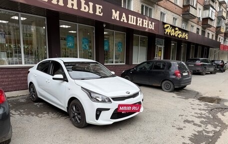 KIA Rio IV, 2018 год, 1 250 000 рублей, 3 фотография
