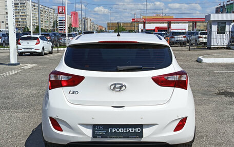Hyundai i30 II рестайлинг, 2013 год, 960 000 рублей, 10 фотография