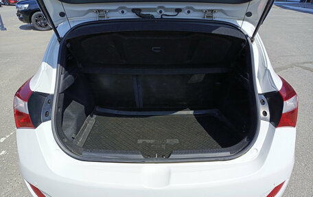 Hyundai i30 II рестайлинг, 2013 год, 960 000 рублей, 14 фотография