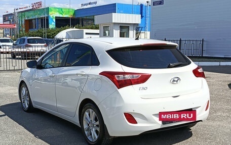 Hyundai i30 II рестайлинг, 2013 год, 960 000 рублей, 11 фотография