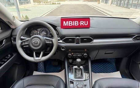 Mazda CX-5 II, 2022 год, 2 270 000 рублей, 10 фотография