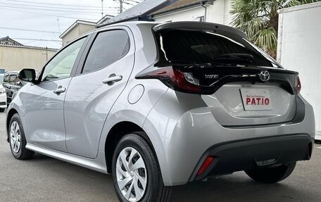 Toyota Yaris, 2023 год, 1 100 300 рублей, 4 фотография