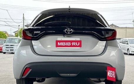Toyota Yaris, 2023 год, 1 100 300 рублей, 5 фотография
