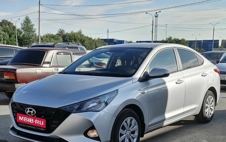 Hyundai Solaris II рестайлинг, 2021 год, 1 799 000 рублей, 1 фотография
