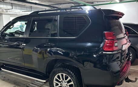 Toyota Land Cruiser Prado 150 рестайлинг 2, 2019 год, 5 100 000 рублей, 10 фотография
