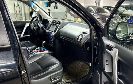 Toyota Land Cruiser Prado 150 рестайлинг 2, 2019 год, 5 100 000 рублей, 18 фотография