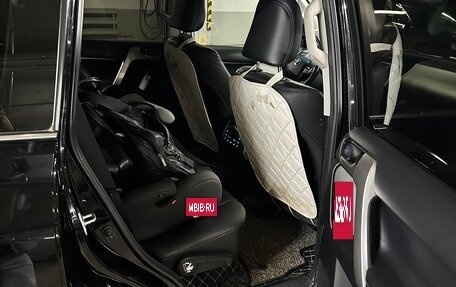 Toyota Land Cruiser Prado 150 рестайлинг 2, 2019 год, 5 100 000 рублей, 16 фотография