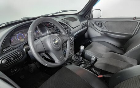 Chevrolet Niva I рестайлинг, 2013 год, 599 000 рублей, 14 фотография