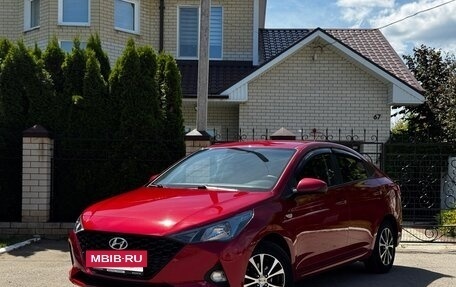 Hyundai Solaris II рестайлинг, 2021 год, 1 679 000 рублей, 8 фотография