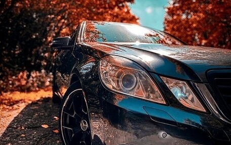 Mercedes-Benz E-Класс, 2010 год, 1 500 000 рублей, 3 фотография