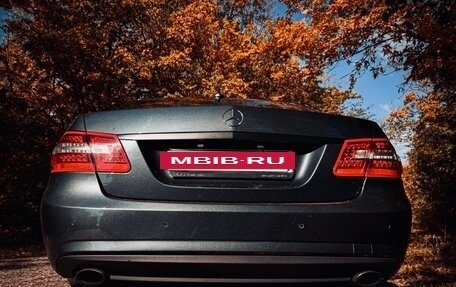 Mercedes-Benz E-Класс, 2010 год, 1 500 000 рублей, 8 фотография