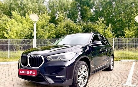 BMW X1, 2021 год, 3 800 000 рублей, 2 фотография