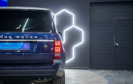 Land Rover Range Rover IV рестайлинг, 2013 год, 3 600 000 рублей, 25 фотография