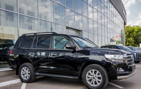 Toyota Land Cruiser 200, 2019 год, 7 998 000 рублей, 5 фотография