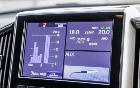 Toyota Land Cruiser 200, 2019 год, 7 998 000 рублей, 27 фотография