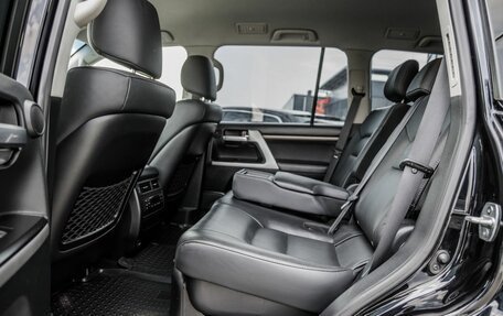 Toyota Land Cruiser 200, 2019 год, 7 998 000 рублей, 38 фотография