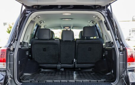 Toyota Land Cruiser 200, 2019 год, 7 998 000 рублей, 39 фотография