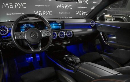 Mercedes-Benz CLA, 2019 год, 2 600 000 рублей, 12 фотография