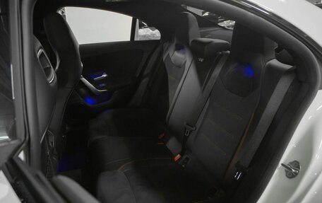 Mercedes-Benz CLA, 2019 год, 2 600 000 рублей, 21 фотография