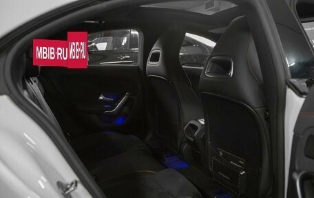 Mercedes-Benz CLA, 2019 год, 2 600 000 рублей, 22 фотография