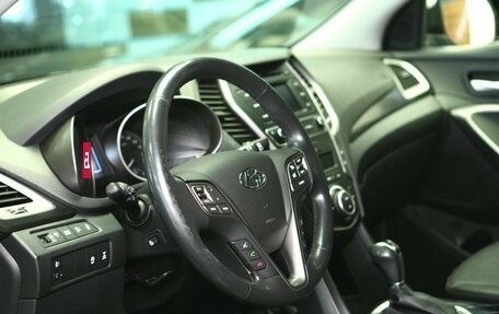 Hyundai Santa Fe III рестайлинг, 2017 год, 1 790 000 рублей, 22 фотография