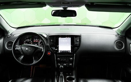 Nissan Pathfinder, 2015 год, 1 750 000 рублей, 14 фотография