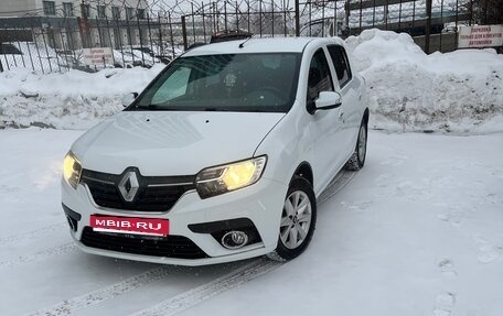 Renault Sandero II рестайлинг, 2018 год, 950 000 рублей, 1 фотография