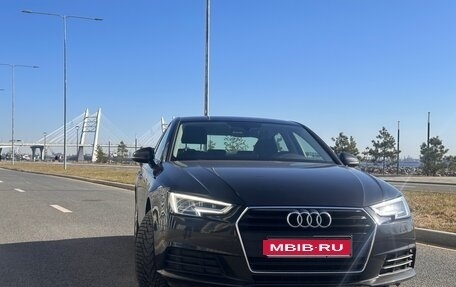 Audi A4, 2018 год, 2 450 000 рублей, 1 фотография