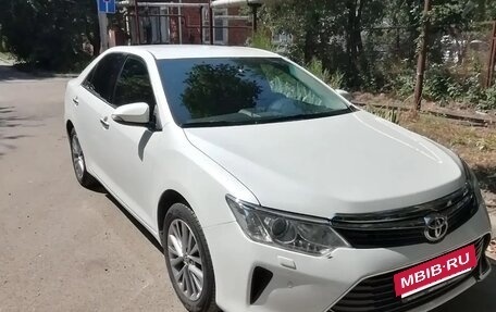 Toyota Camry, 2016 год, 2 050 000 рублей, 4 фотография