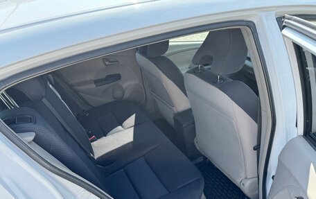 Honda Insight II рестайлинг, 2009 год, 760 000 рублей, 7 фотография