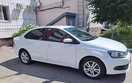Volkswagen Polo VI (EU Market), 2014 год, 650 000 рублей, 2 фотография