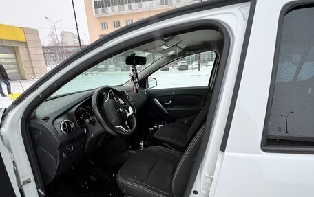 Renault Sandero II рестайлинг, 2018 год, 950 000 рублей, 4 фотография
