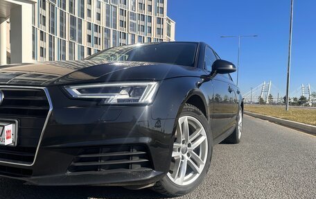 Audi A4, 2018 год, 2 450 000 рублей, 3 фотография