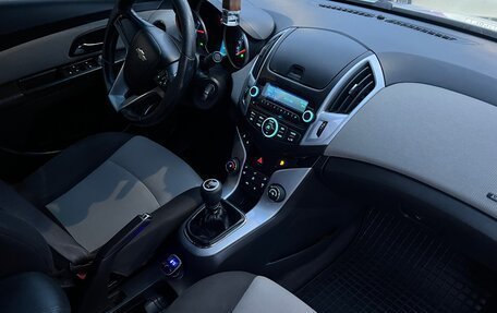 Chevrolet Cruze II, 2013 год, 750 000 рублей, 15 фотография