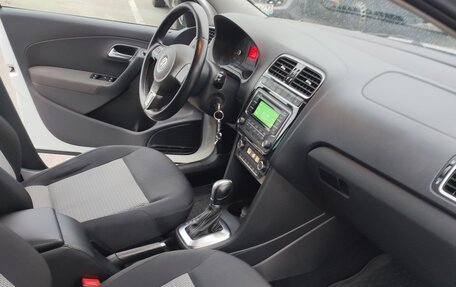 Volkswagen Polo VI (EU Market), 2014 год, 890 000 рублей, 18 фотография