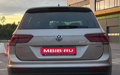 Volkswagen Tiguan II, 2018 год, 2 750 000 рублей, 5 фотография
