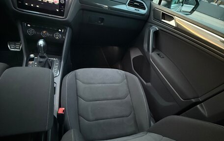 Volkswagen Tiguan II, 2018 год, 2 750 000 рублей, 20 фотография