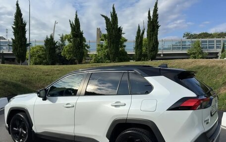 Toyota RAV4, 2020 год, 2 835 000 рублей, 6 фотография