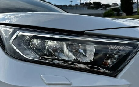 Toyota RAV4, 2020 год, 2 835 000 рублей, 9 фотография