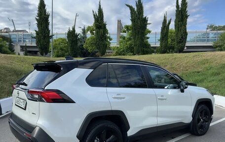 Toyota RAV4, 2020 год, 2 835 000 рублей, 7 фотография