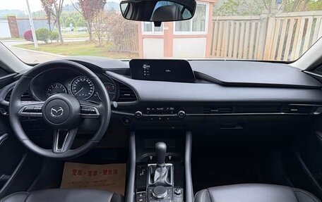 Mazda 3, 2023 год, 1 700 000 рублей, 9 фотография