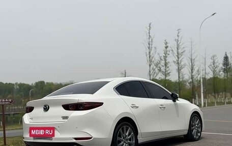 Mazda 3, 2023 год, 1 700 000 рублей, 4 фотография
