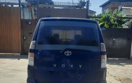 Toyota Voxy II, 2002 год, 570 000 рублей, 7 фотография