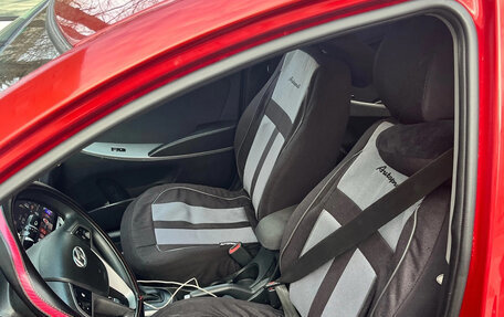 Hyundai Solaris II рестайлинг, 2015 год, 800 000 рублей, 6 фотография