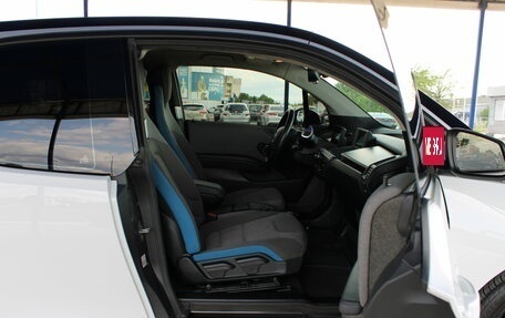 BMW i3 I01 рестайлинг, 2018 год, 3 099 000 рублей, 18 фотография