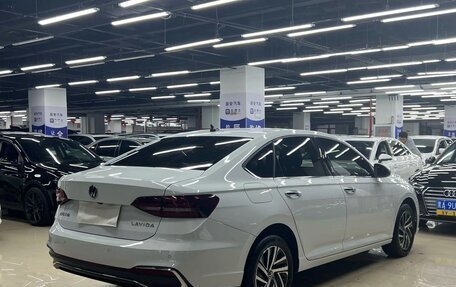 Volkswagen Lavida, 2023 год, 1 300 000 рублей, 4 фотография