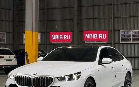 BMW 5 серия, 2024 год, 6 600 000 рублей, 3 фотография